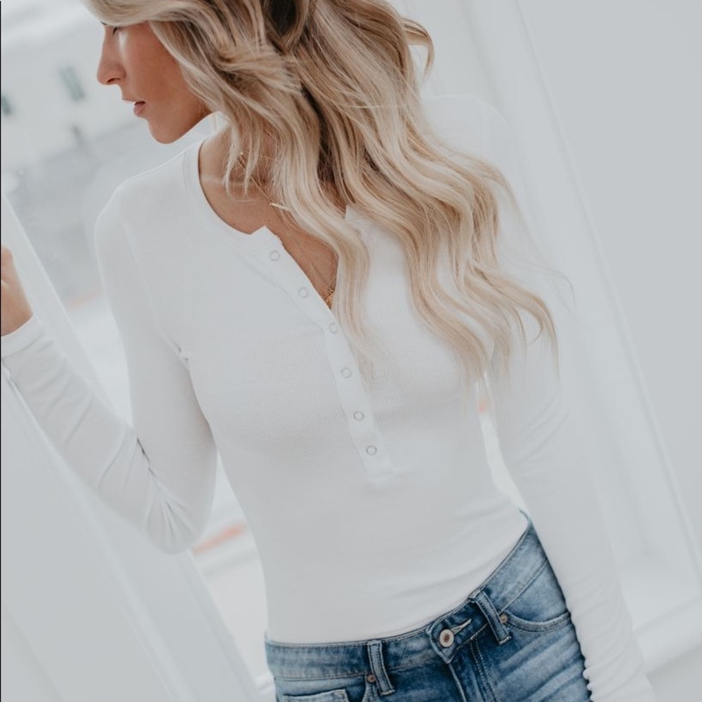 White long sleeve Henley bodysuit Size Medium!